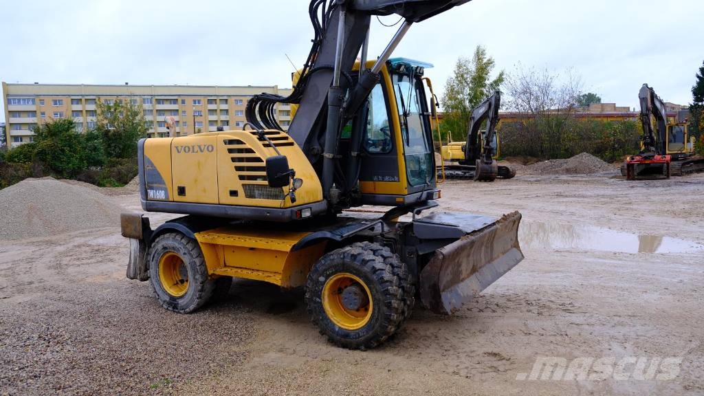 Volvo EW 160 B حفارات بعجل
