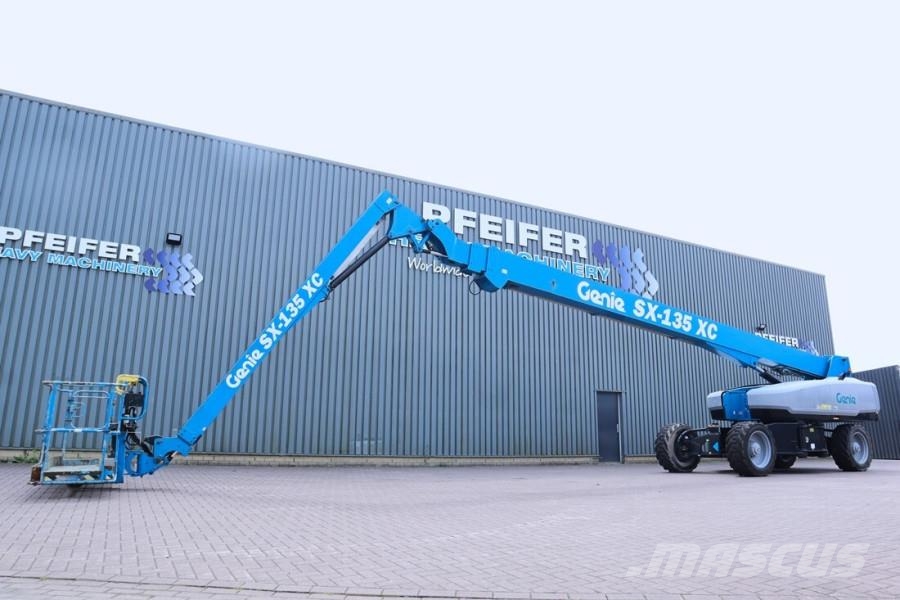 Genie SX135XC Diesel, 43m Working Height, 27.5m Reach, B Plataformas elevatórias telescópicas