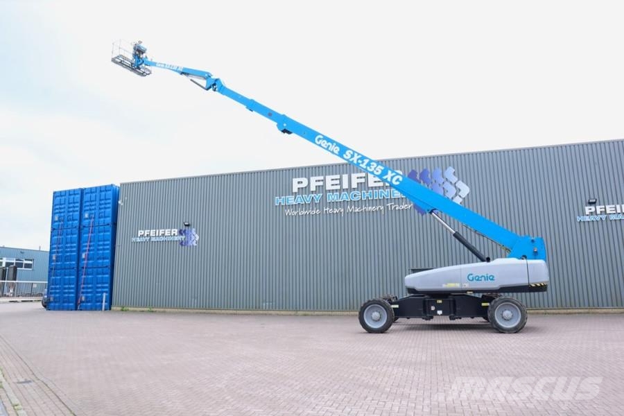 Genie SX135XC Diesel, 43m Working Height, 27.5m Reach, B Plataformas elevatórias telescópicas