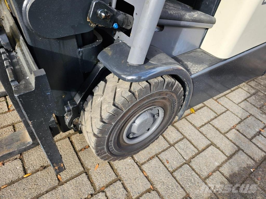 Crown SCT6010-1.3 Electric forklifts