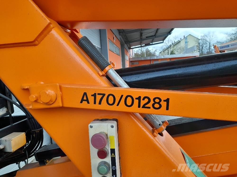 Niftylift 170 H (01281) Εναέριες πλατφόρμες τοποθετημένες σε ρυμούλκα