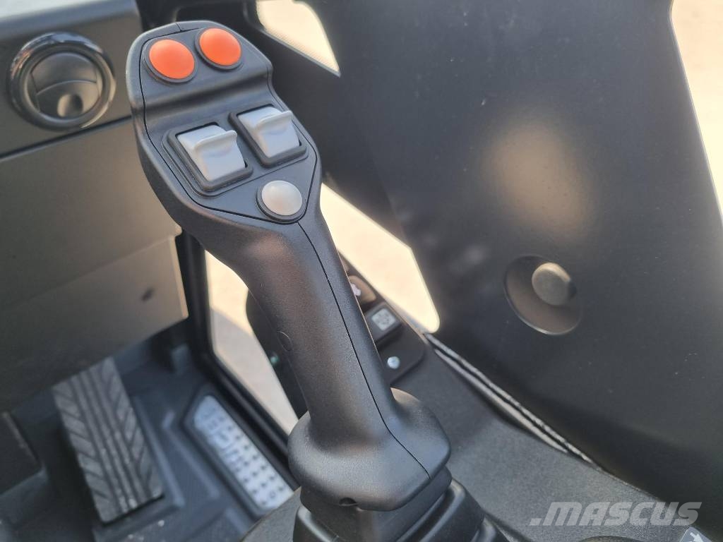 JCB TM110 teleskop 3,5m kampanjränta 1,99% Chargeuse compacte