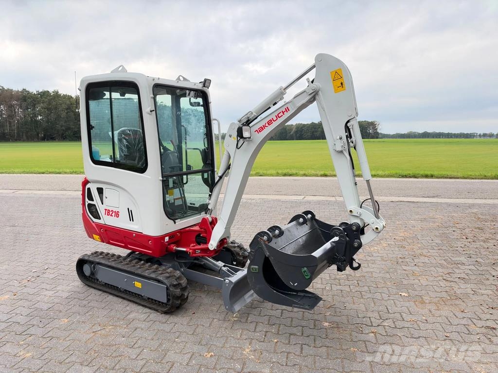 Takeuchi TB216 minigraver nieuw 소형 굴삭기 7톤 미만