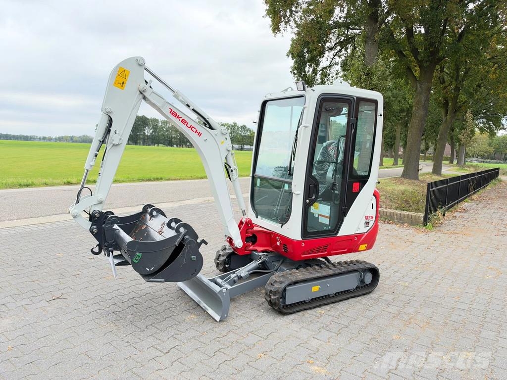 Takeuchi TB216 minigraver nieuw 소형 굴삭기 7톤 미만