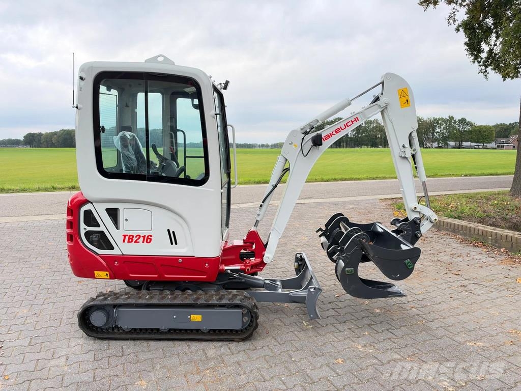 Takeuchi TB216 minigraver nieuw 소형 굴삭기 7톤 미만