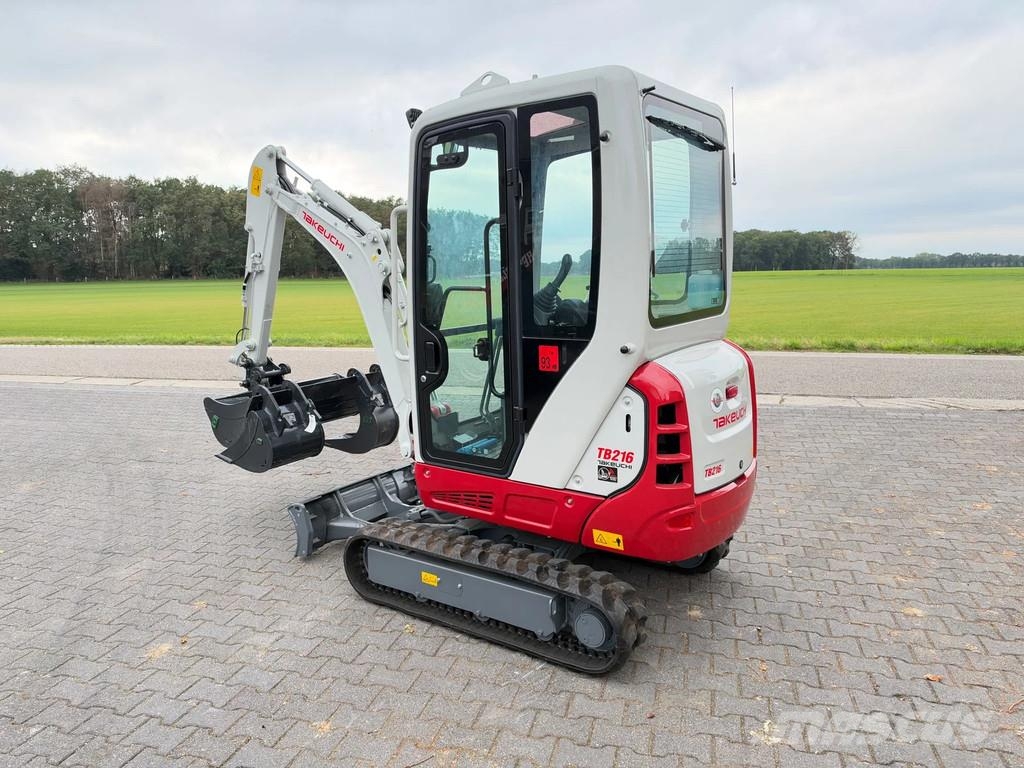 Takeuchi TB216 minigraver nieuw 소형 굴삭기 7톤 미만