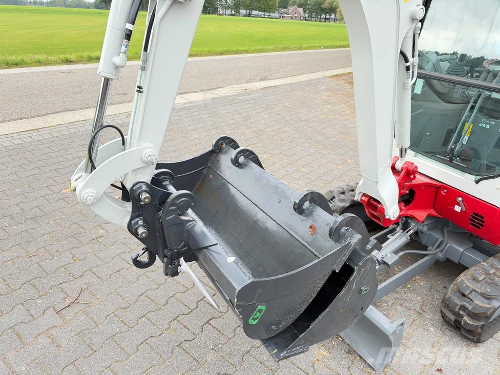 Takeuchi TB216 minigraver nieuw 소형 굴삭기 7톤 미만