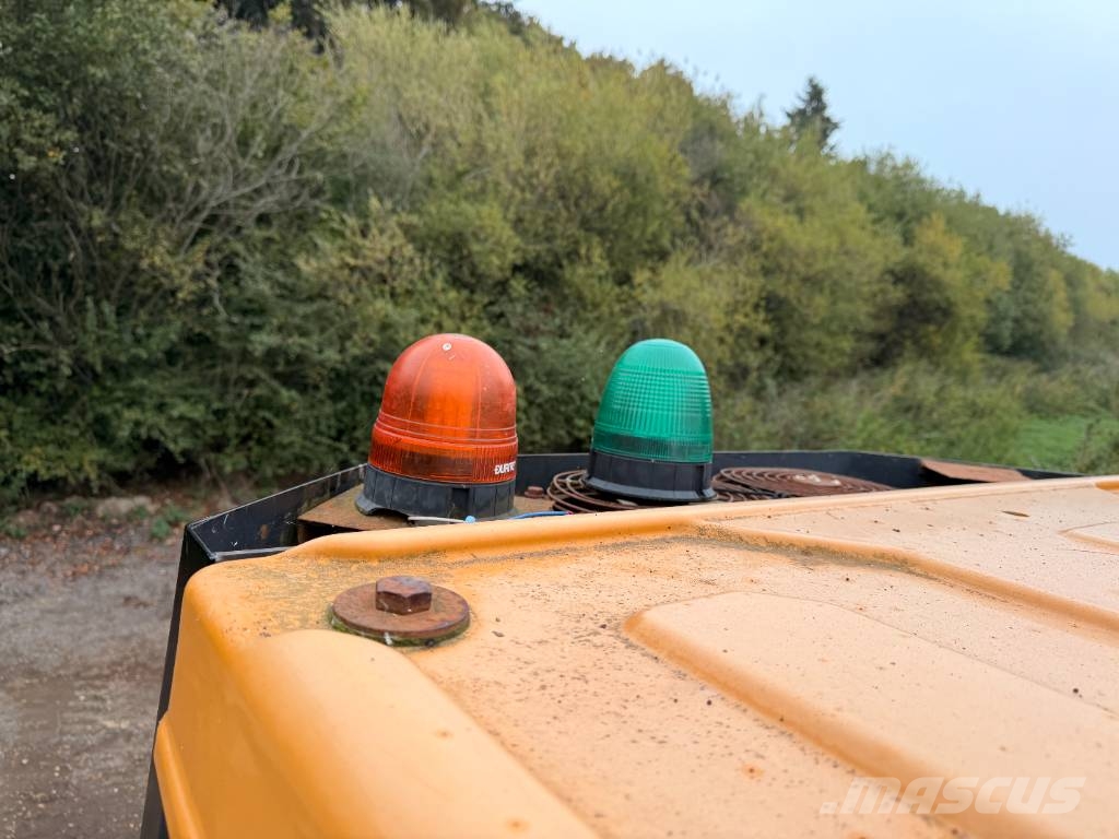CAT 953 C Tracked Loading Shovel Roomiklaadurid