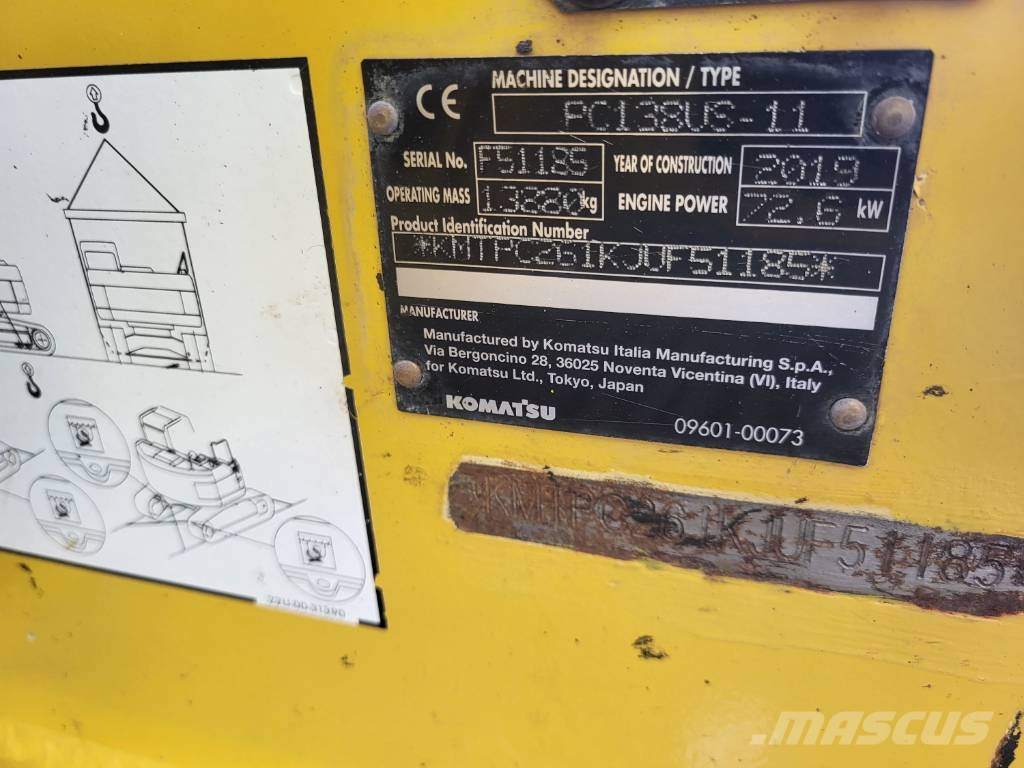Komatsu PC138US-11 Roomikekskavaatorid