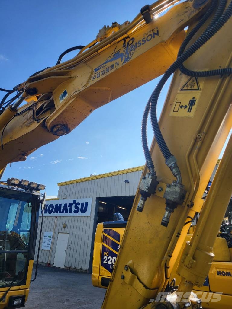 Komatsu PC138US-11 Roomikekskavaatorid