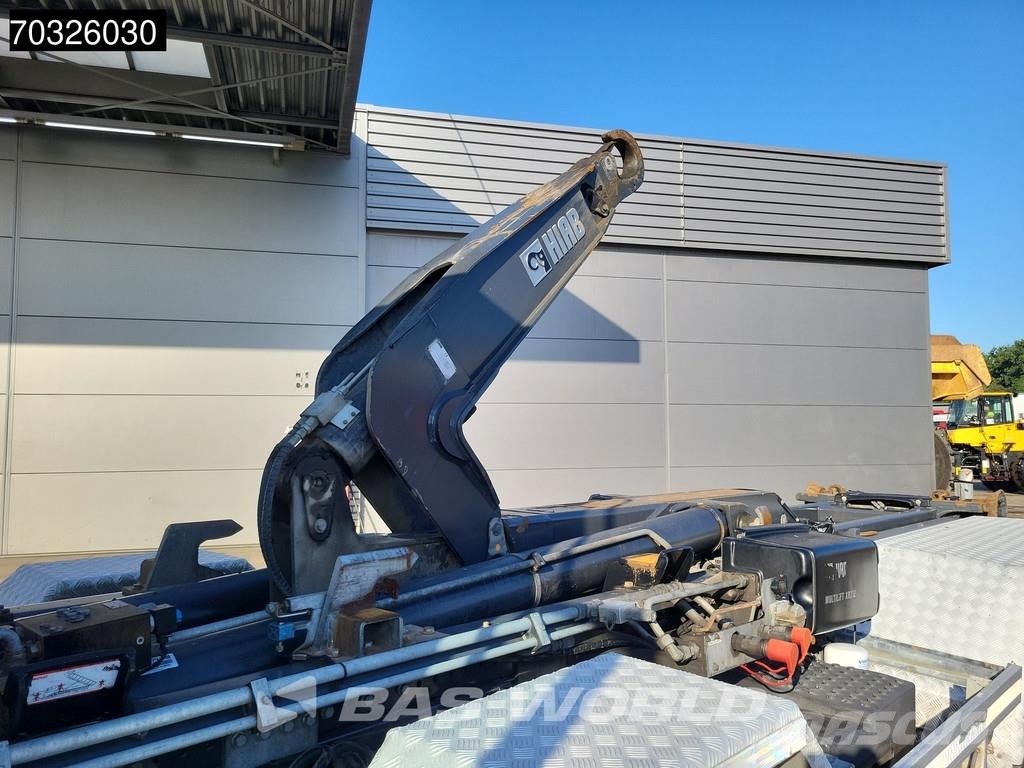 Volvo FMX 460 8X4 HIAB XR21Z59 Containers system Big-Axl شاحنات الرافعات الخطافية