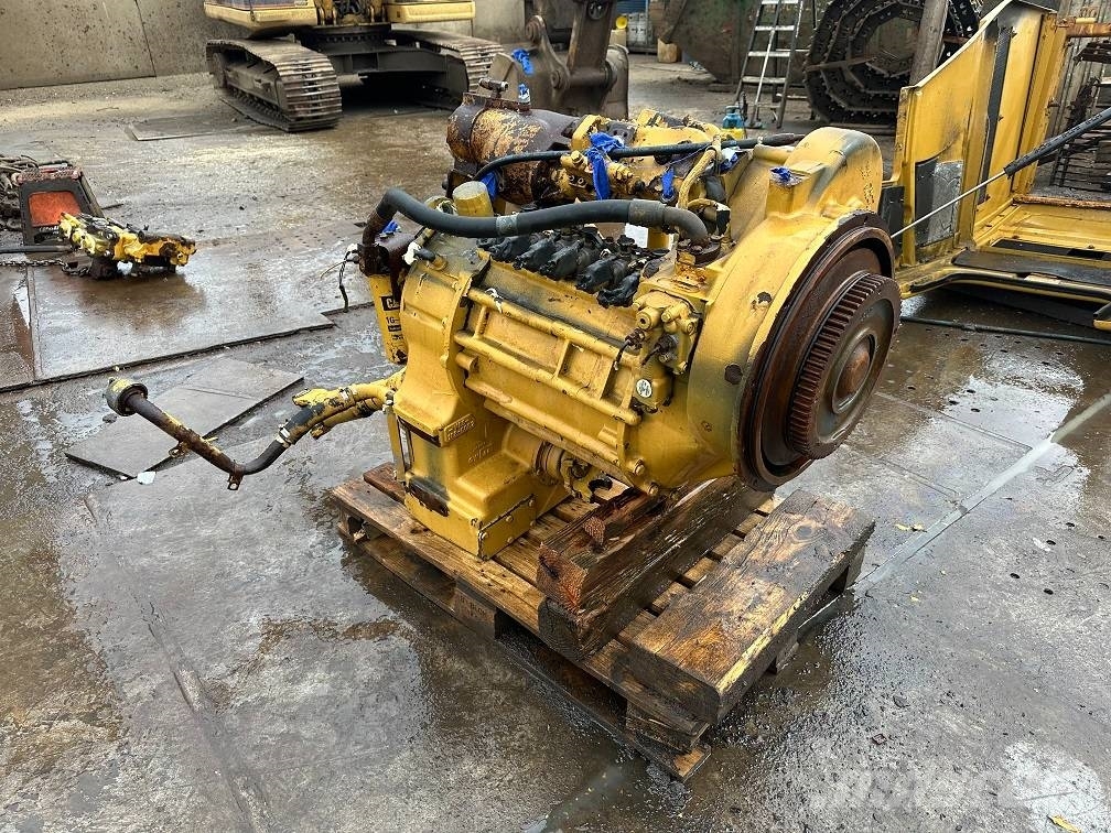 CAT 950 G II hydrolic pump / gearbox Transmission