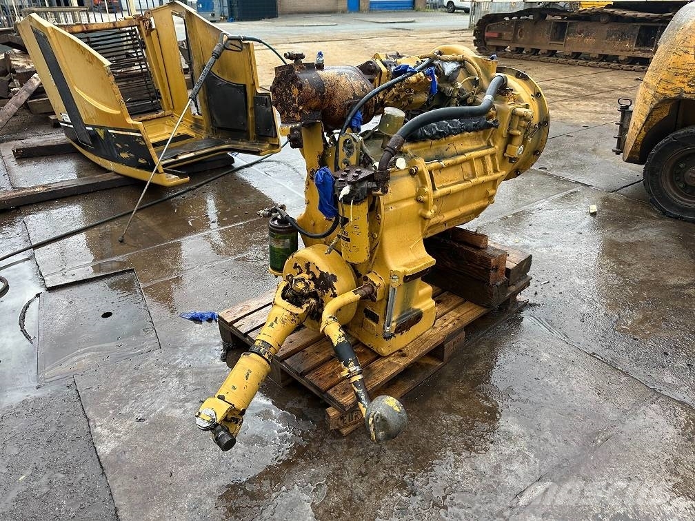 CAT 950 G II hydrolic pump / gearbox Transmission