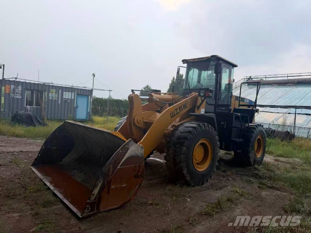 SEM 630 B 輪胎式裝載機