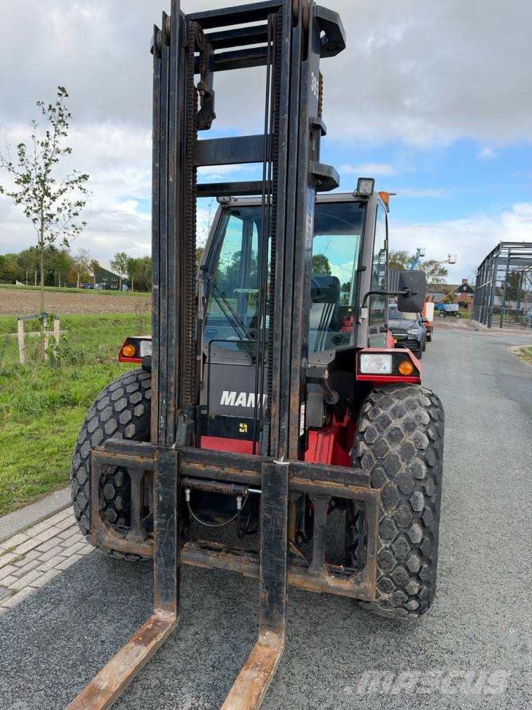 Manitou m30-4 4x4 ruwterrein heftruck Carretillas diesel