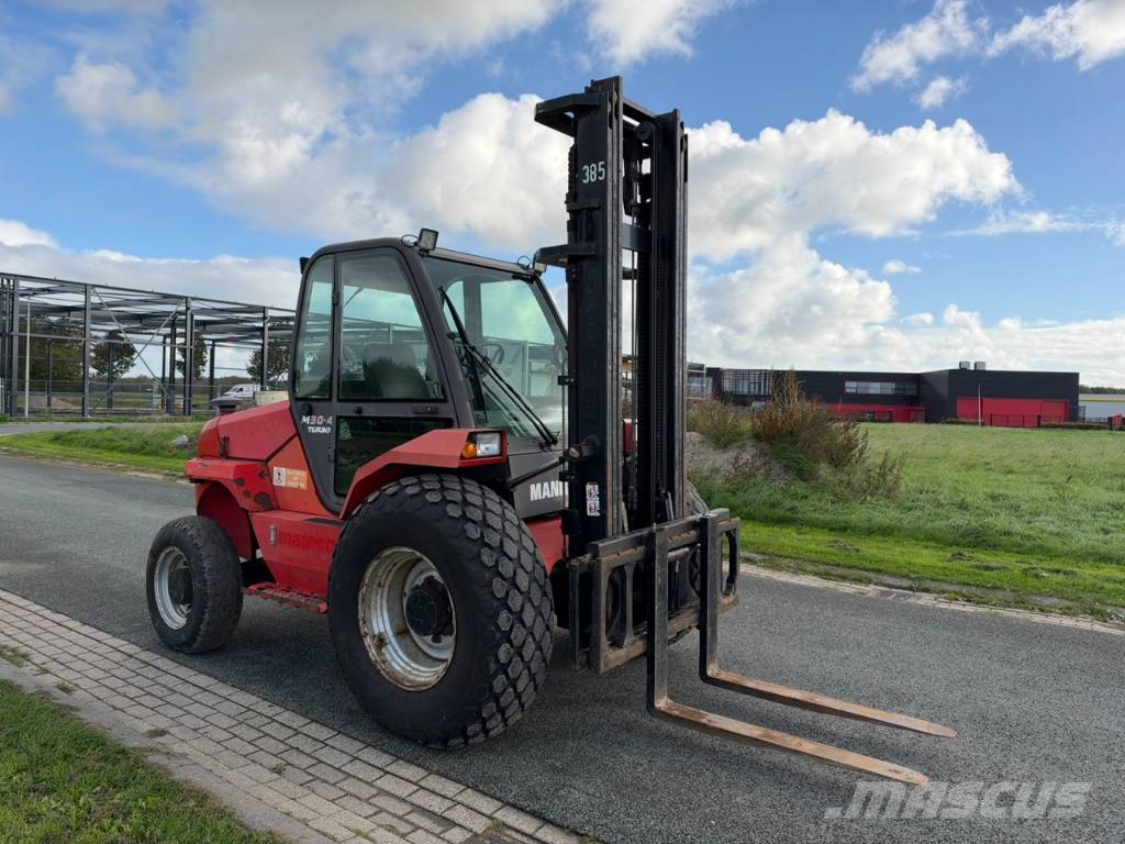 Manitou m30-4 4x4 ruwterrein heftruck Carretillas diesel