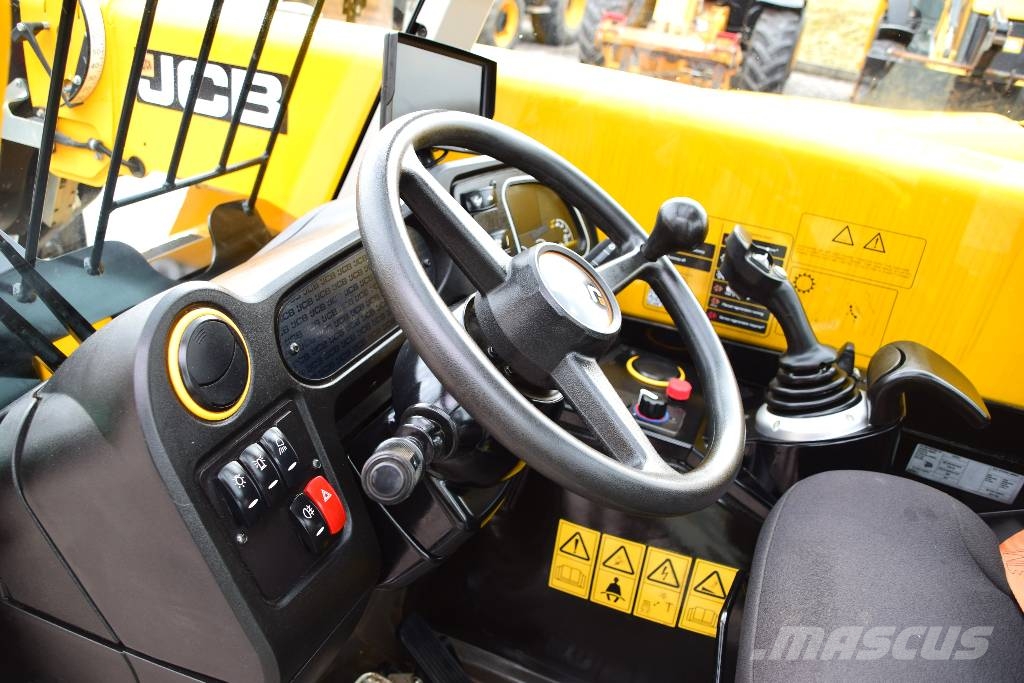 JCB 525-60 HiVIZ yr 2024 Perfect condition Verreikers