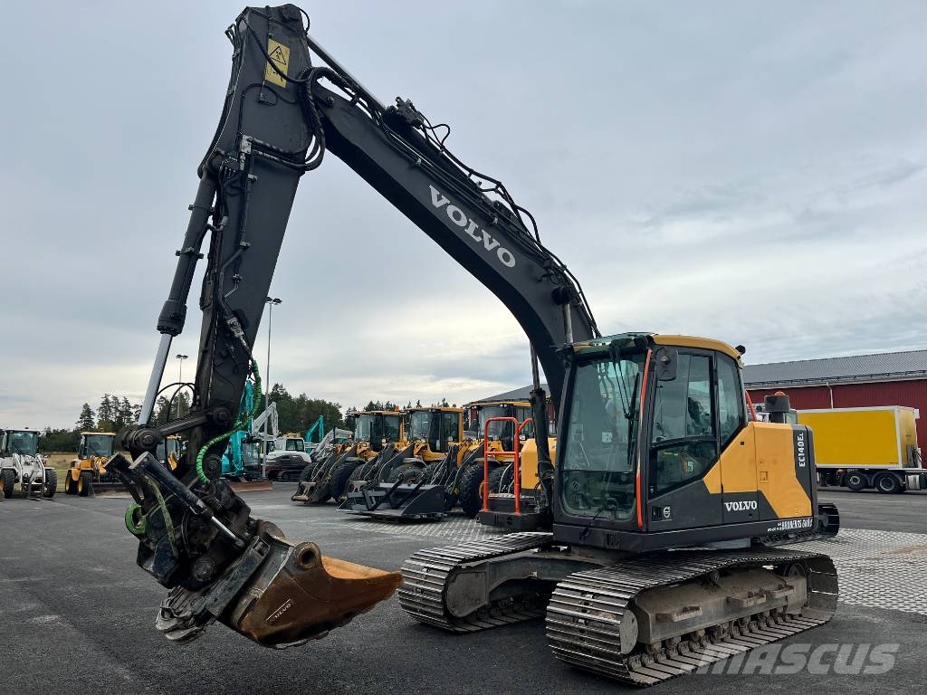 Volvo EC 140 EL حفارات زحافة
