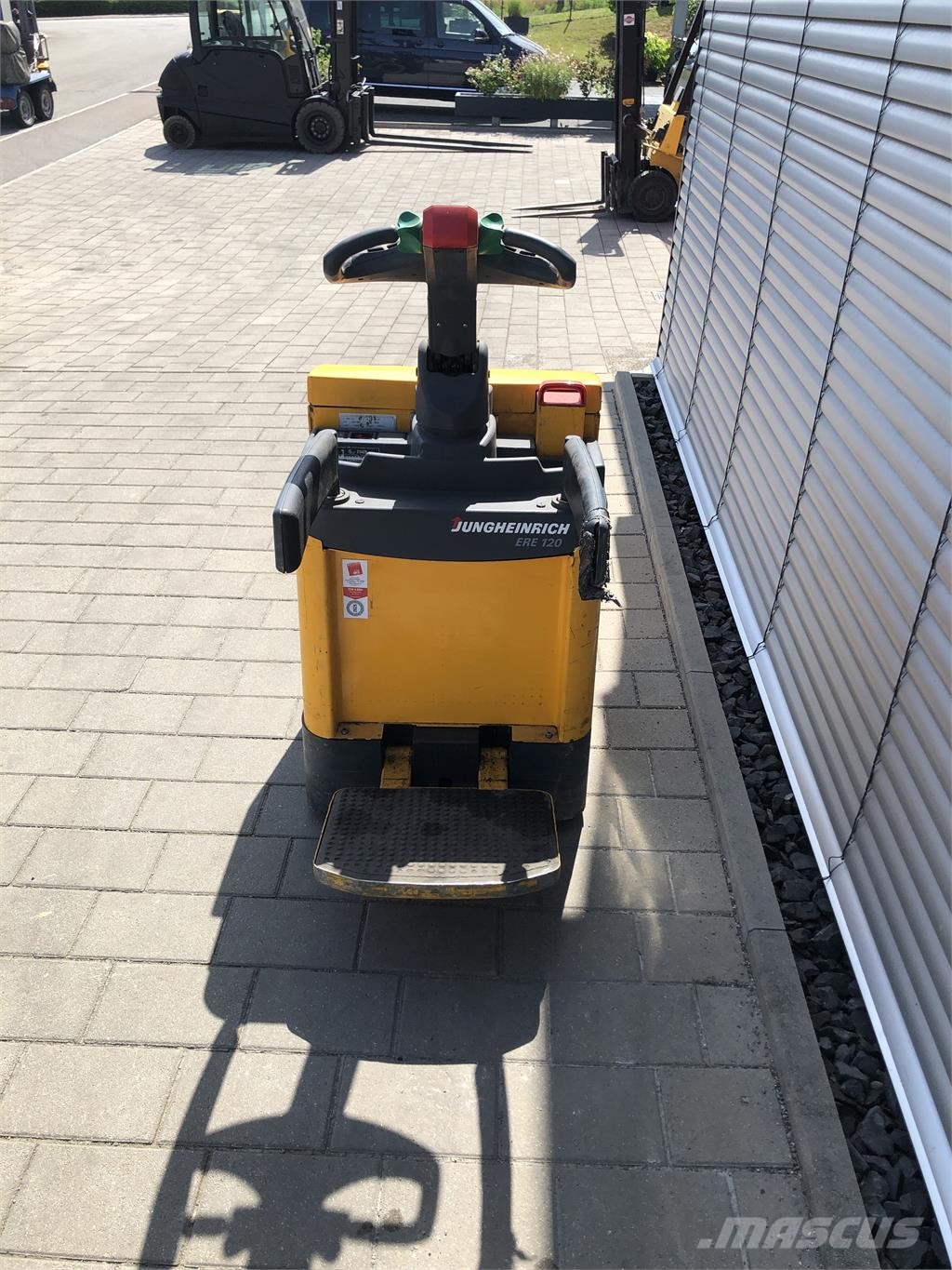 Jungheinrich ERE120 | 2400mm Nízkozdvižné vozíky