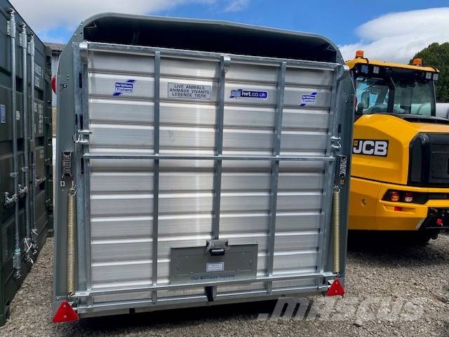 Ifor Williams TA 510 Animal transport trailers