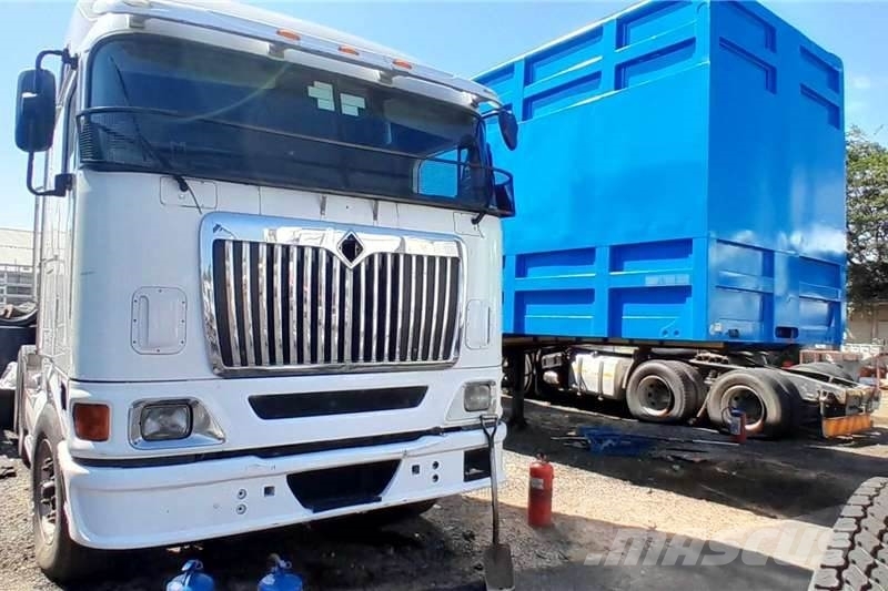 International 9800 6X4 기타 트럭