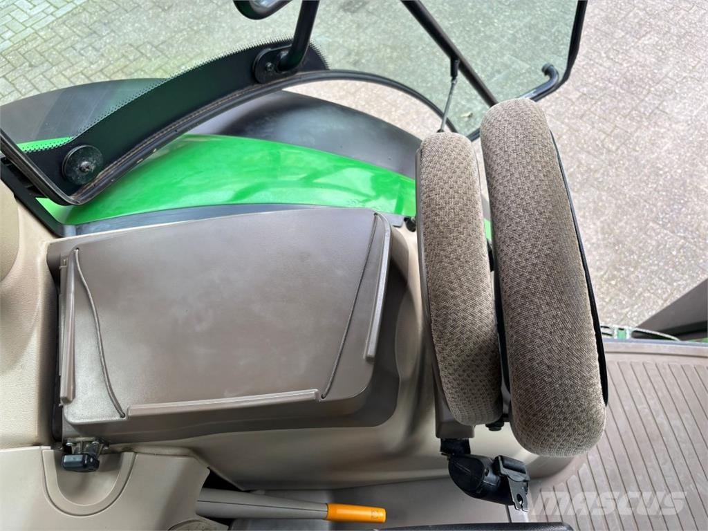 John Deere 6150R Traktorok