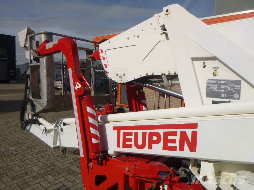 Teupen LEO 23GT Nacelles télescopiques