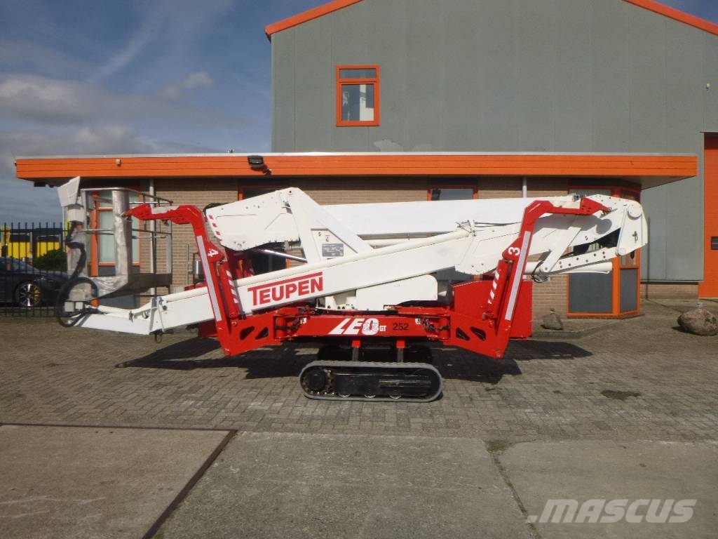 Teupen LEO 23GT Nacelles télescopiques