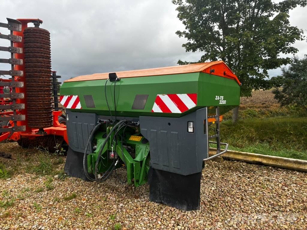 Amazone ZA-TS 3200 Διαστρωτήρες ανοργάνων