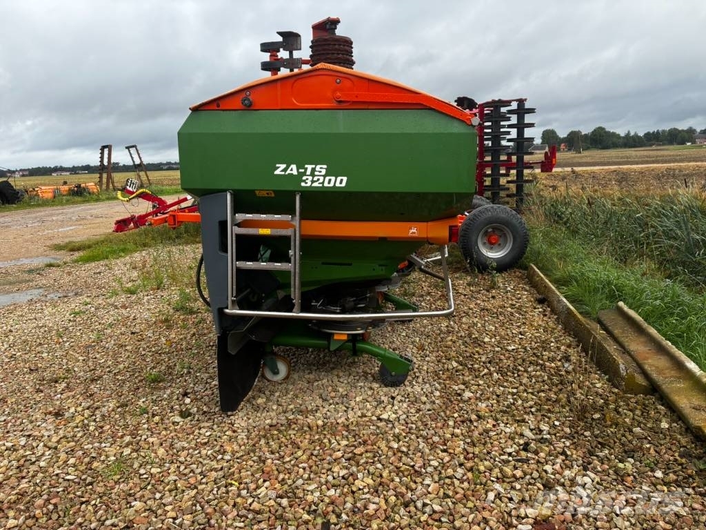 Amazone ZA-TS 3200 Διαστρωτήρες ανοργάνων