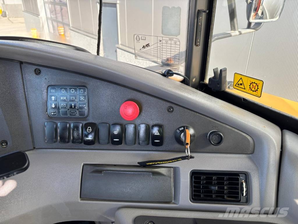 Volvo A 30 G TAILGATE Camiones articulados