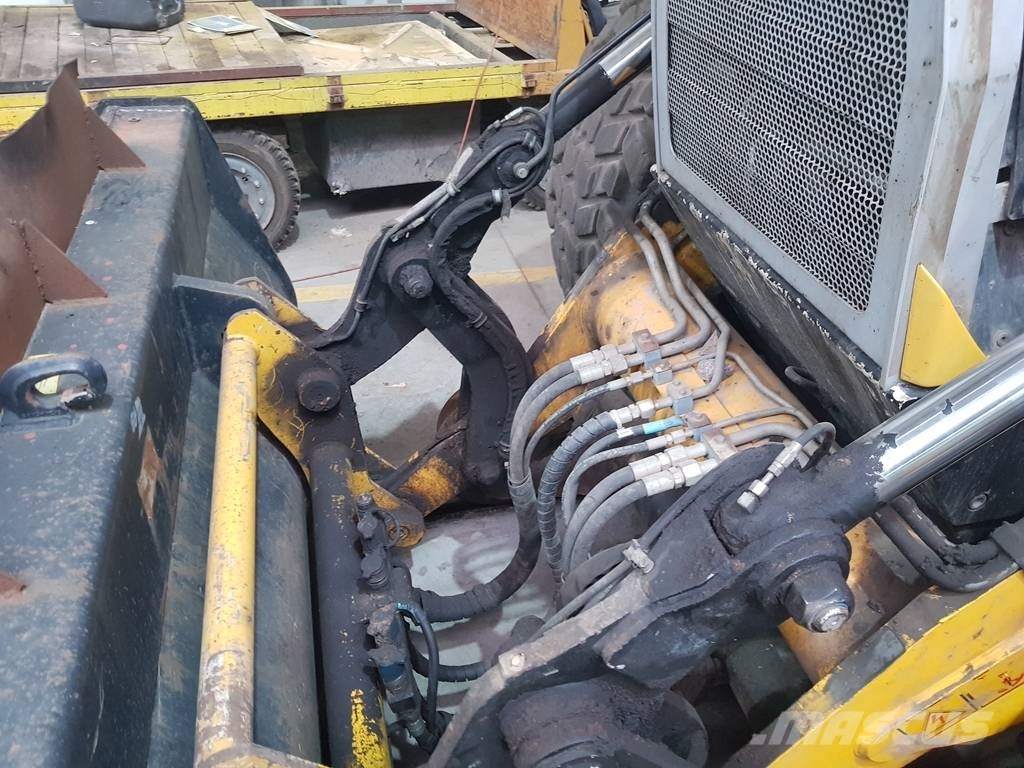 Huddig 1260C 反鏟裝載機