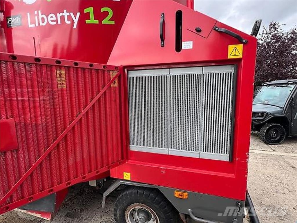RMH Liberty 12 Mešaona stočne hrane