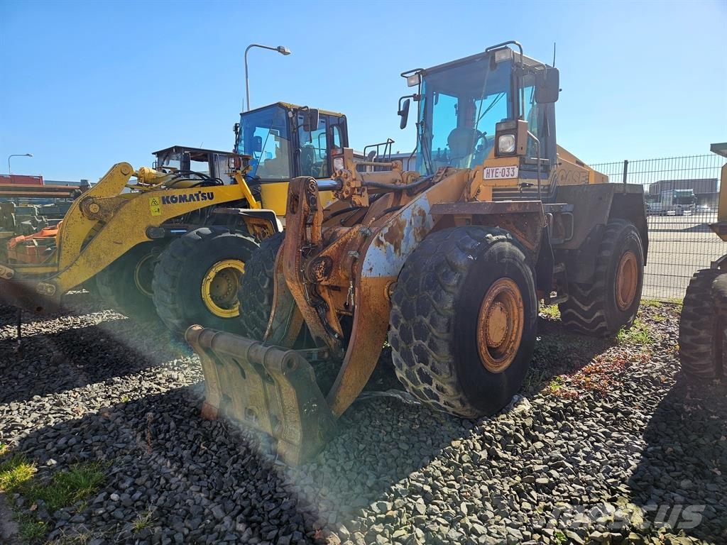 CASE 821C -  (For parts) Wheel loaders