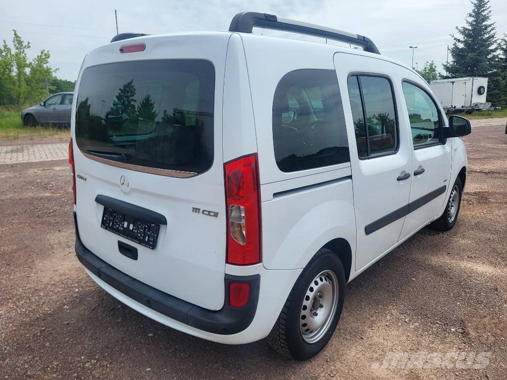 Mercedes-Benz Citan 111 CDI Vehículos de caha cerrada
