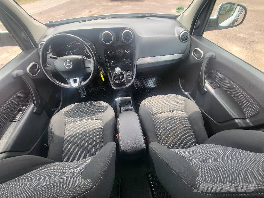 Mercedes-Benz Citan 111 CDI Vehículos de caha cerrada
