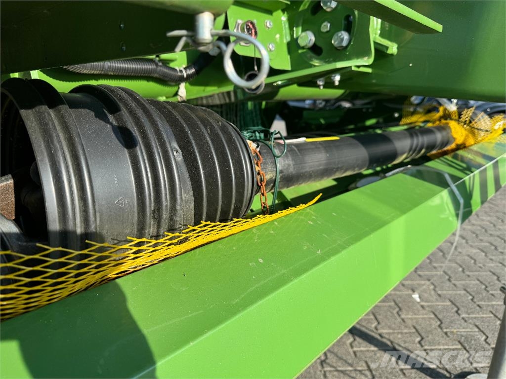 Krone Comprima F 125 XC محزمات مستديرة