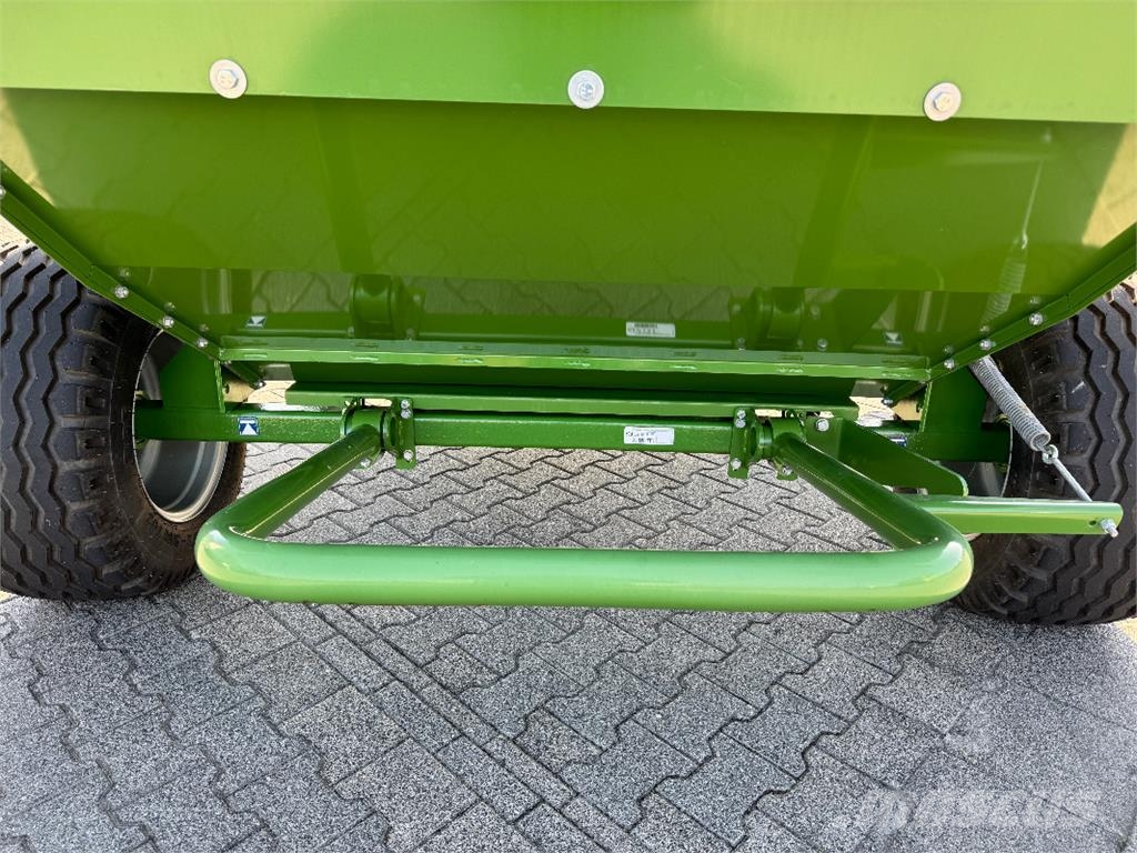 Krone Comprima F 125 XC محزمات مستديرة