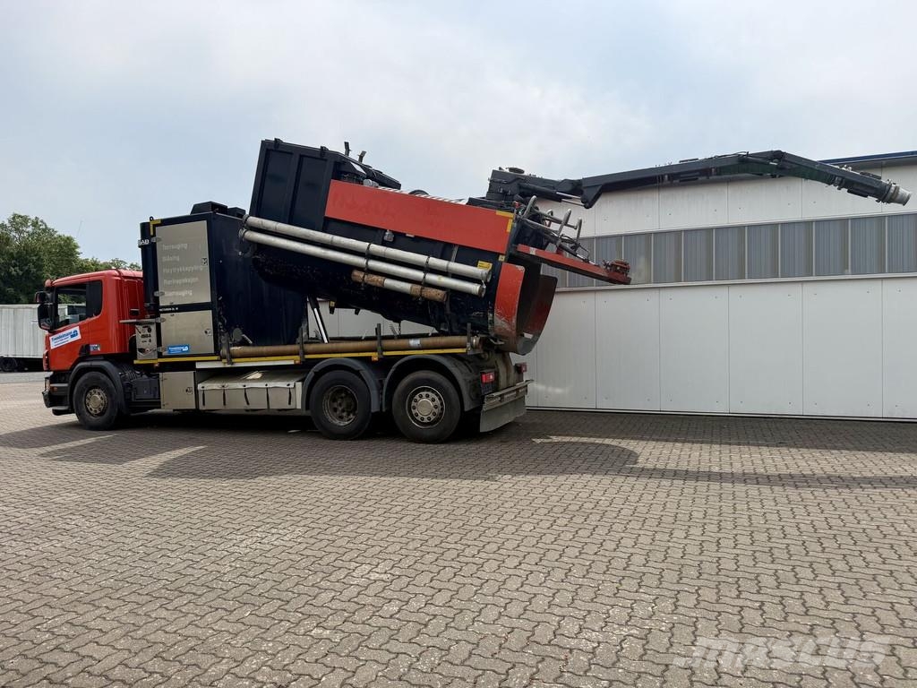 Scania P 450 6x2 mit DISAB Trockensauger mit Saugrüssel B حفارات خاصة