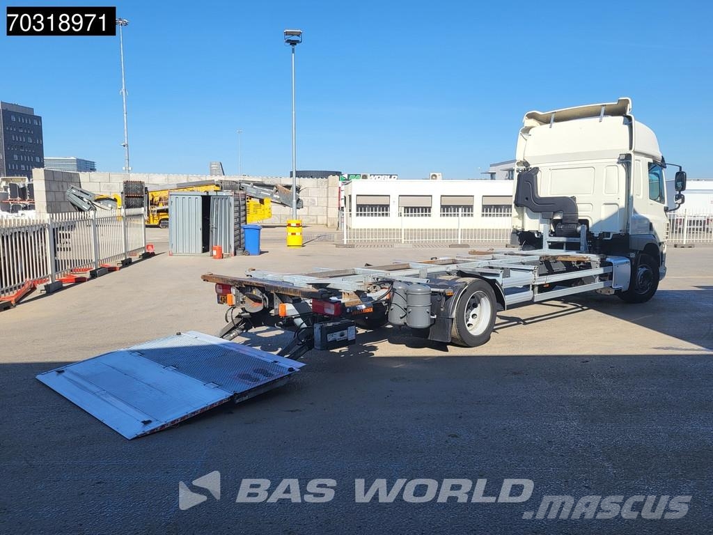 DAF CF 370 CF 4X2 NL-Truck APK BDF 2000kg Ladebordwand Camiones desmontables