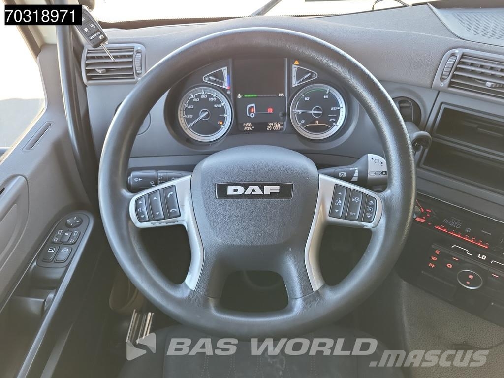 DAF CF 370 CF 4X2 NL-Truck APK BDF 2000kg Ladebordwand Camiones desmontables