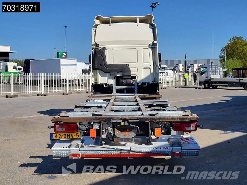 DAF CF 370 CF 4X2 NL-Truck APK BDF 2000kg Ladebordwand Camiones desmontables