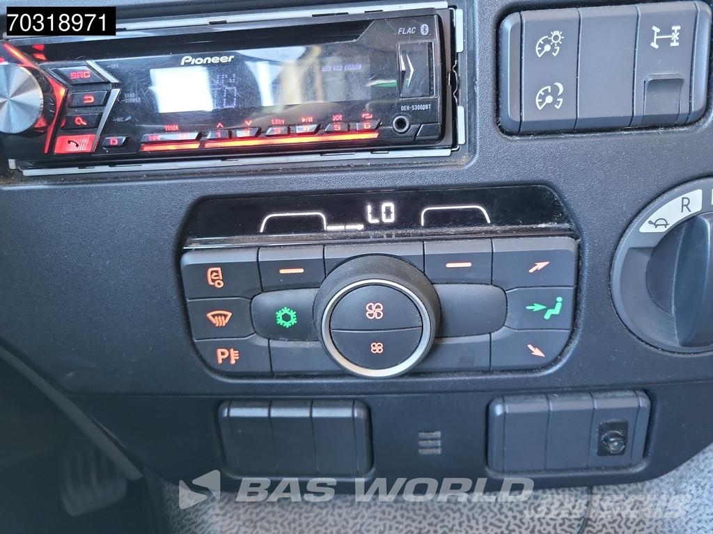 DAF CF 370 CF 4X2 NL-Truck APK BDF 2000kg Ladebordwand Camiones desmontables