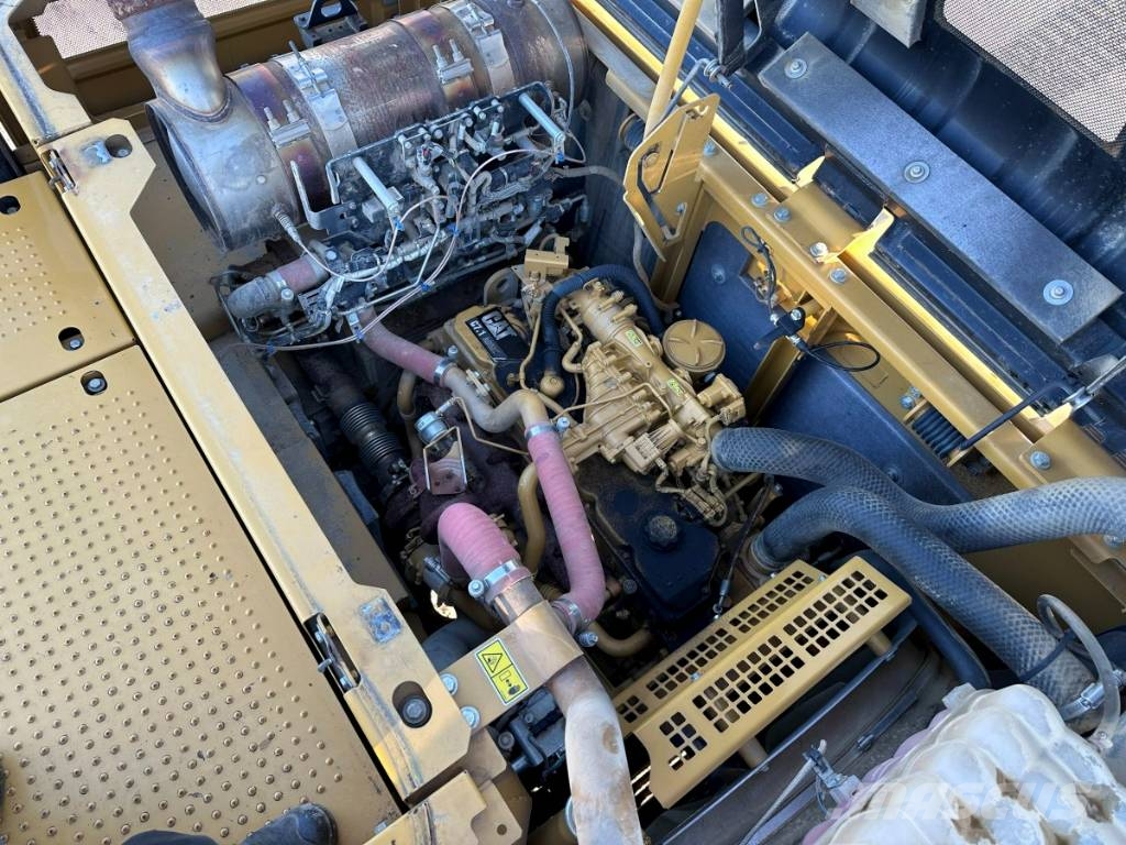 CAT 324 EL LR Telakaivukoneet