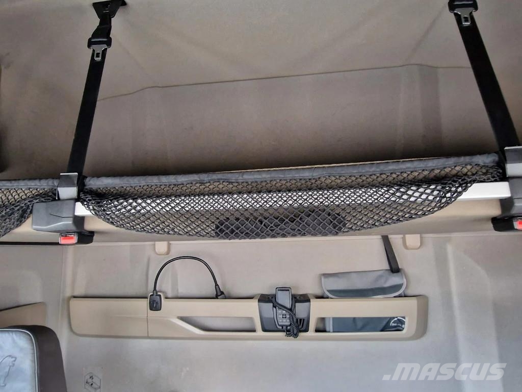 MAN TGX 18.510 XXL 4x2 - Retarder - Night clima - Full Vetopöytäautot