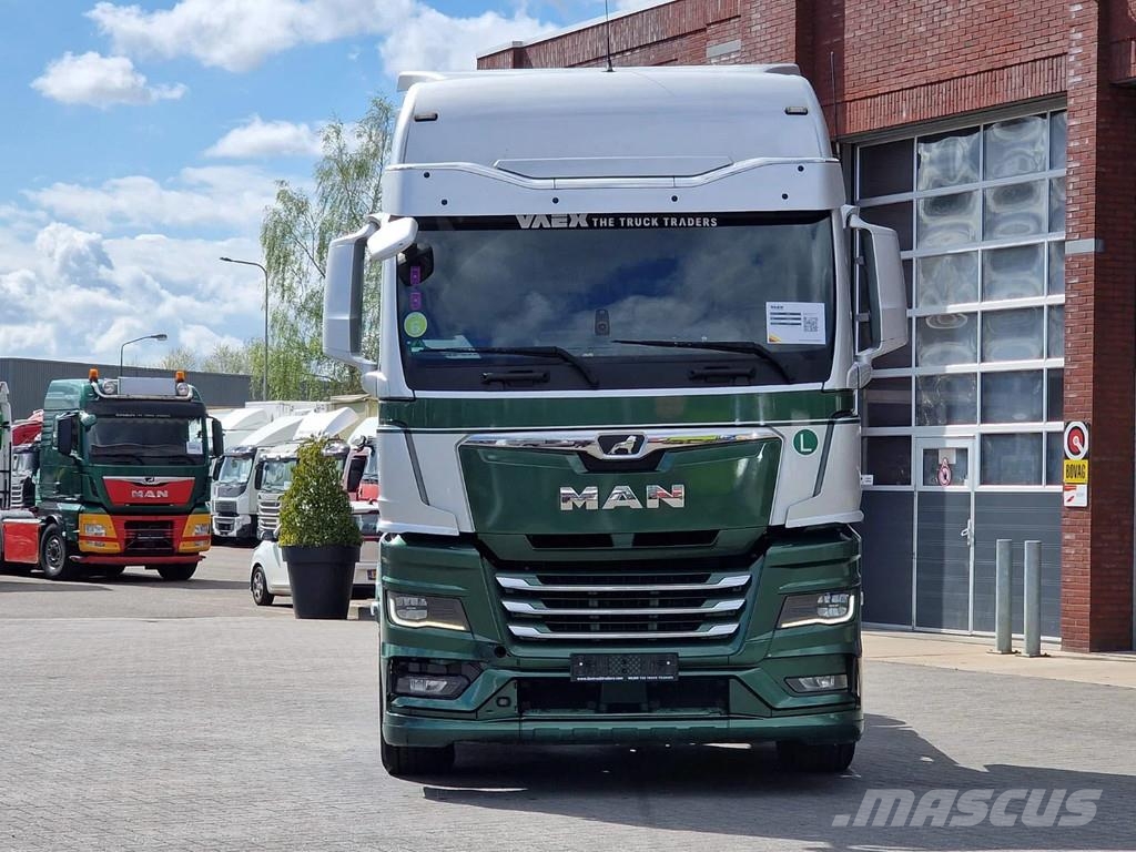 MAN TGX 18.510 XXL 4x2 - Retarder - Night clima - Full Vetopöytäautot