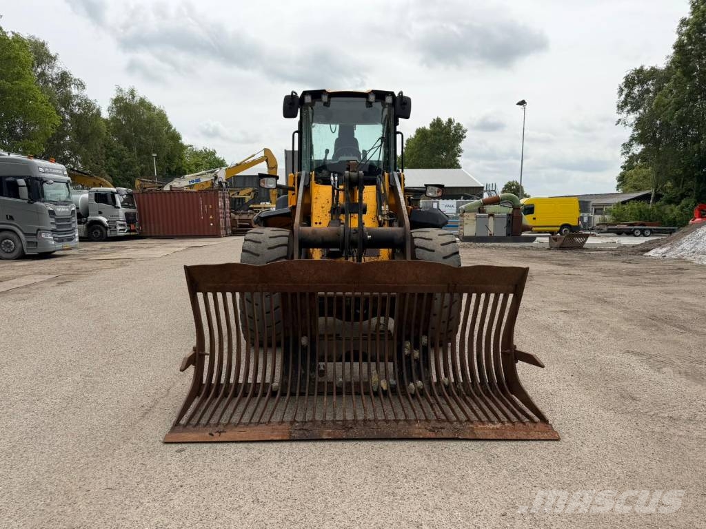JCB 427 ZX Wielladers
