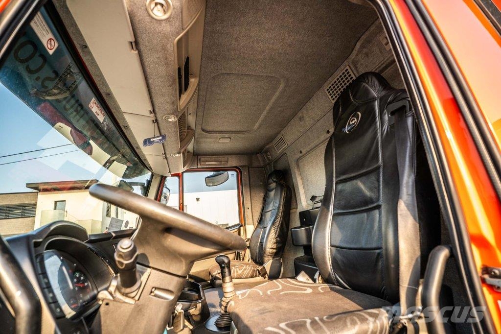 Iveco STRALIS 270 (19t) GAZ/GAS/LPG 篷布卡車