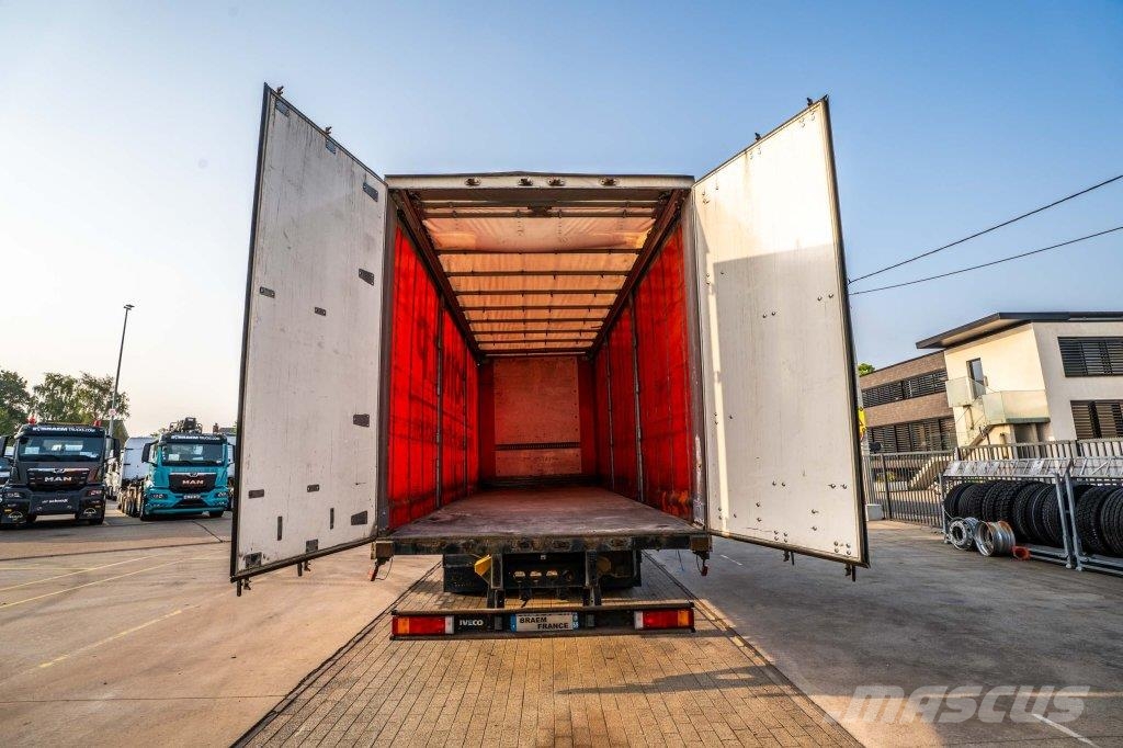 Iveco STRALIS 270 (19t) GAZ/GAS/LPG 篷布卡車