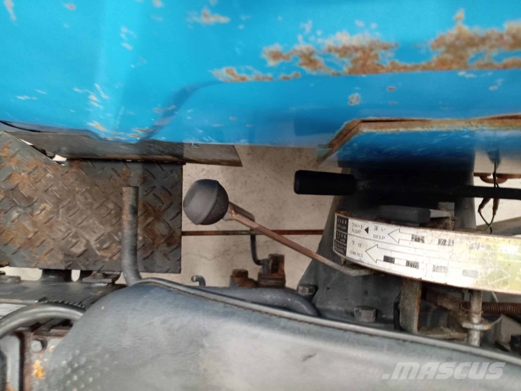 Mitsubishi D 3850FD Traktorer